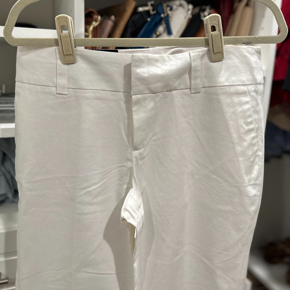 White trousers from Banana Republic, size 10, Martin fit. New with tags!